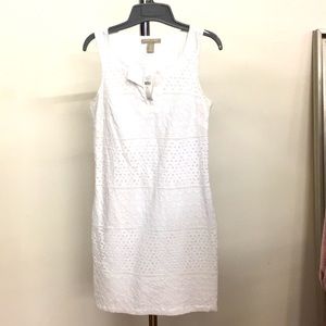 Women’s size 0 Banana Republic white eyelet dress. New with tags.